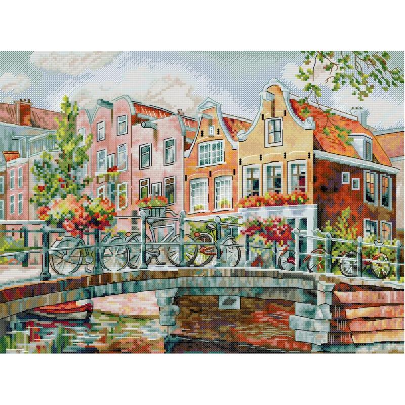 Amsterdam Canals Scenic Patter - Home Textiles Discount recensione e prezzo