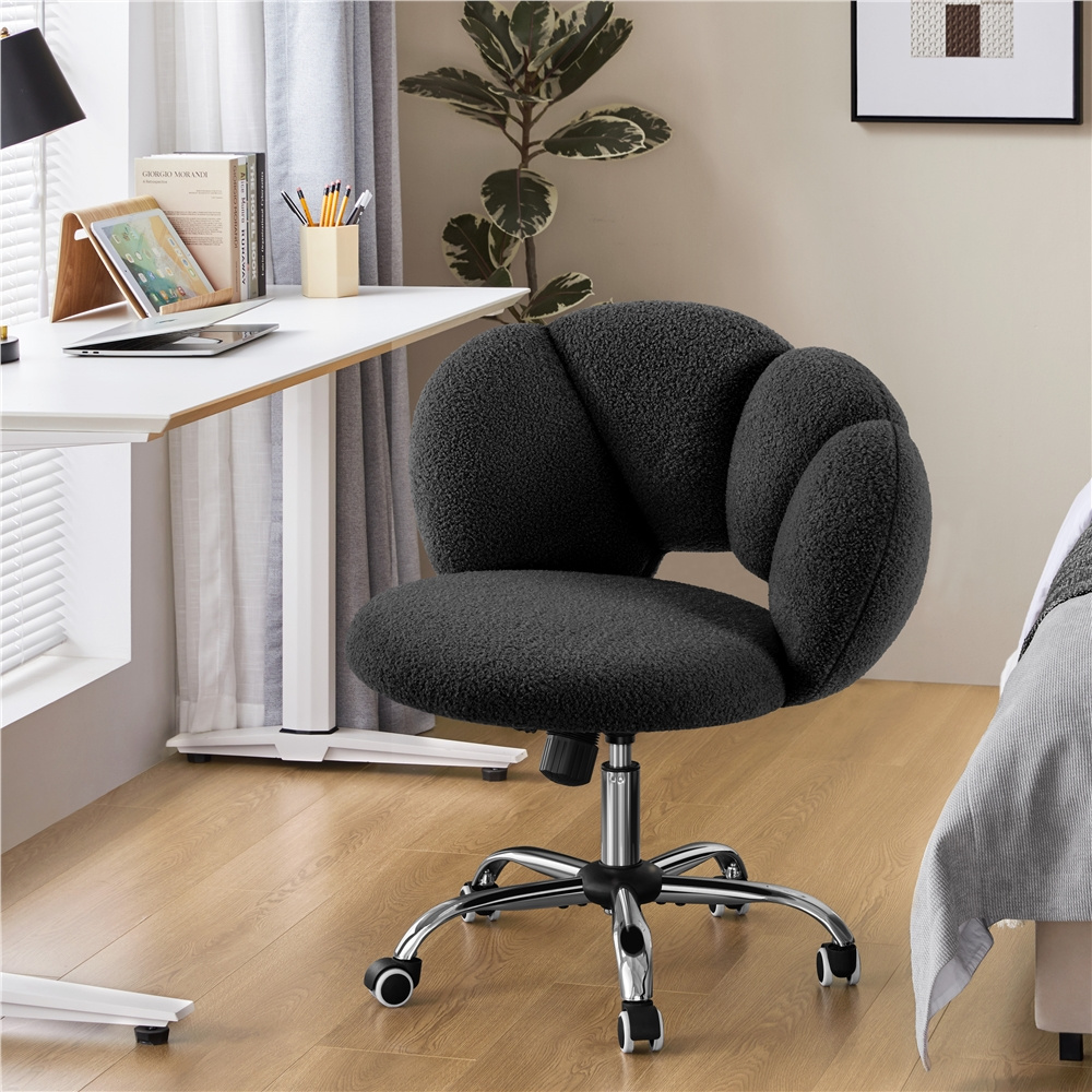 Cloud-Shaped Upholstered Vanit - Home & Hotel Textiles Private Limited recensione e prezzo